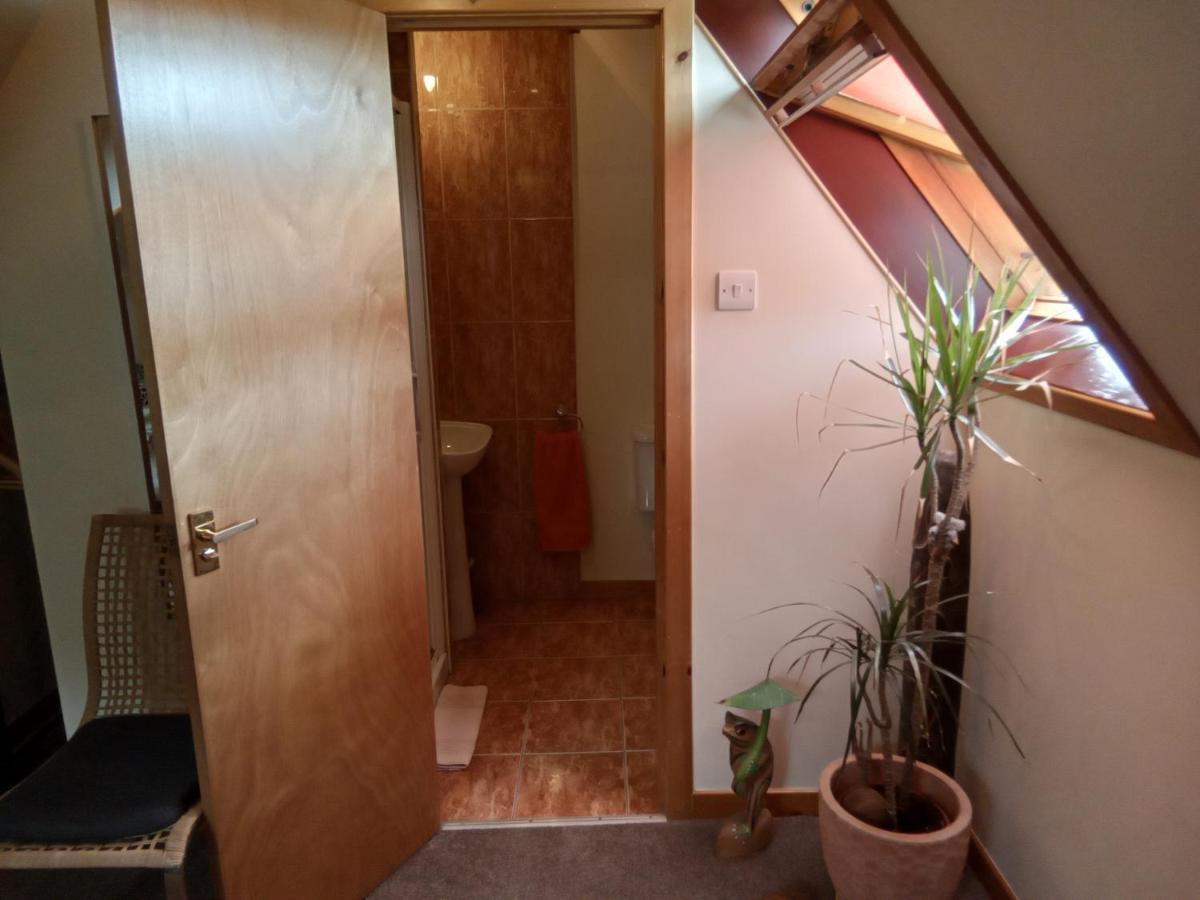 Global Holiday Rooms 러스 외부 사진