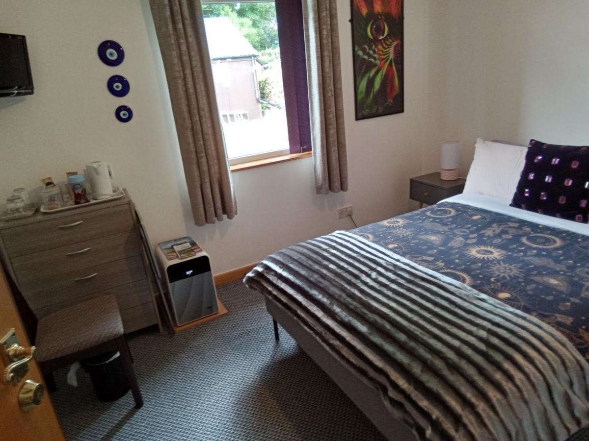 Global Holiday Rooms 러스 외부 사진