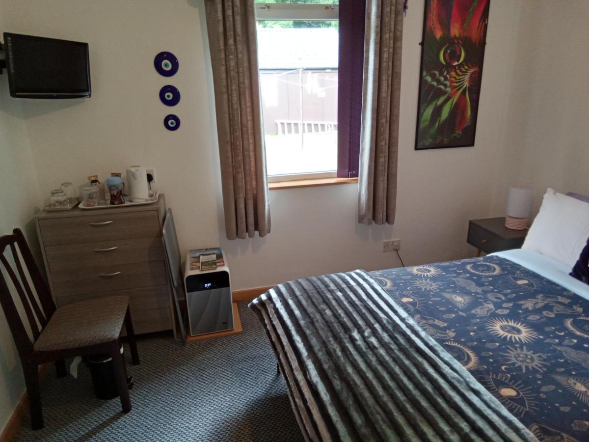 Global Holiday Rooms 러스 외부 사진
